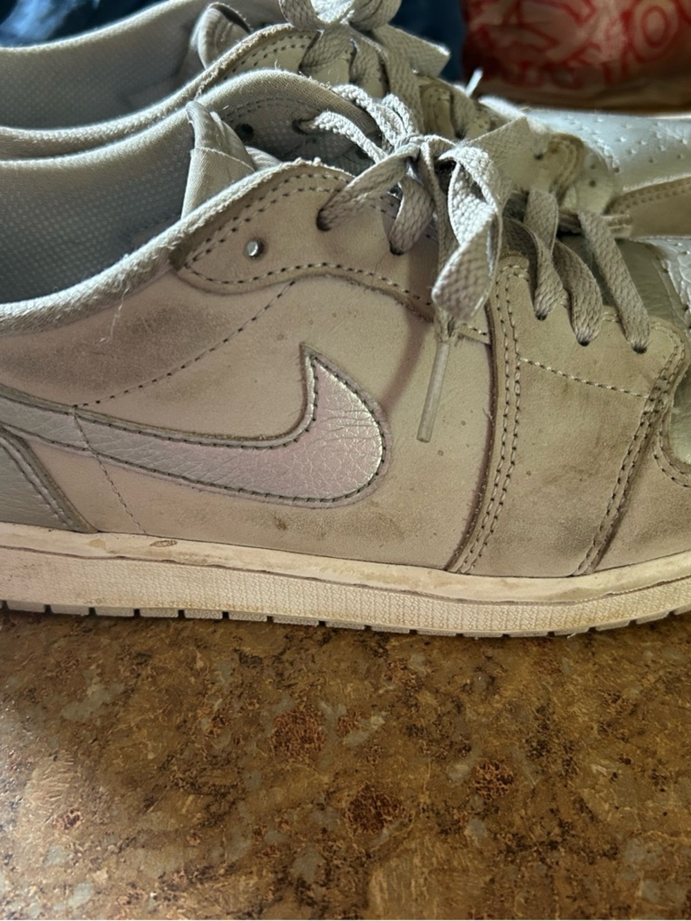 Nike Men’s Low-Top Sneakers in Light Gray